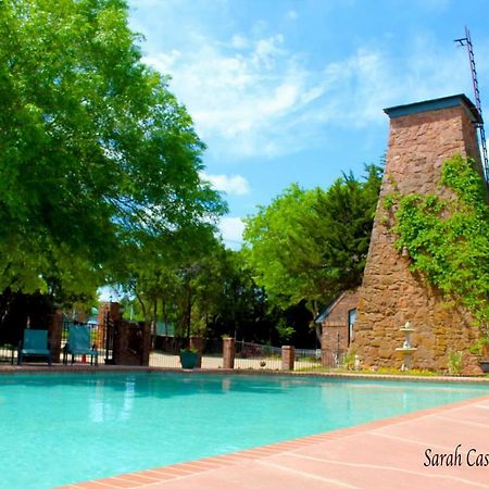 The Monastery At Forest Lake โอคลาโฮมาซิตี้ ภายนอก รูปภาพ
